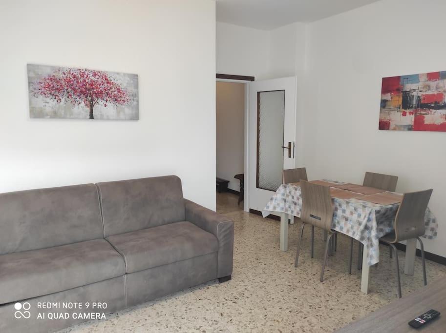 La Casa Di Nonna Mimi Apartment Abbadia Lariana Luaran gambar